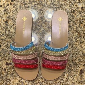 ❤️Size 8, but fit like a size 7 Antonio Melani sandals, brand new.